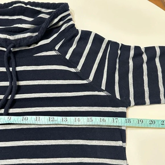 T by Talbots Women's Striped Popover Top Women's MP‎ Funnel Neck Beach Relaxed - Picture 8 of 10